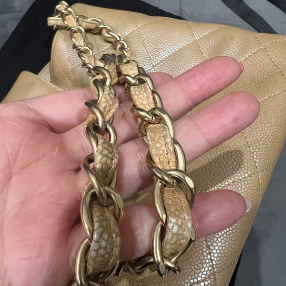 Rare Iridescent CHANEL Kelly Shopper Bag - Picture 8 of 17